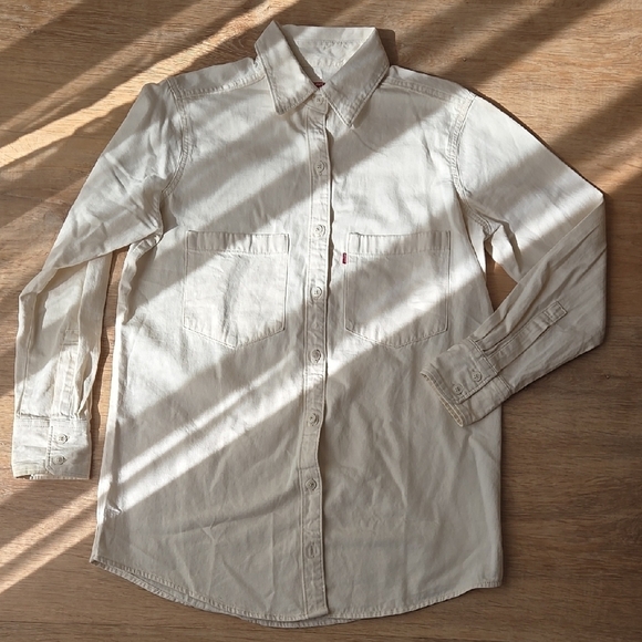 Levi's Other - LEVI'S Classic One Pocket Standard Fit Shirt Sz S